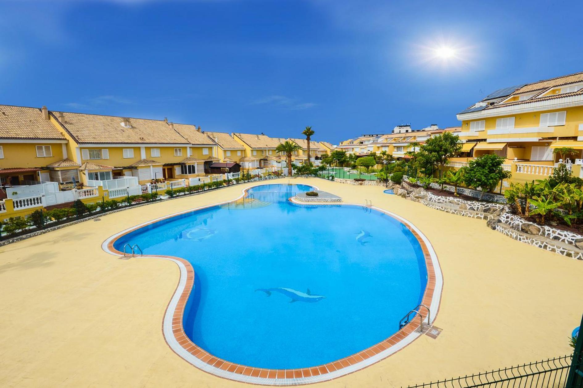 Tenerife Sur Cristianos,parking,air,wifi * Playa de las Americas (Tenerife)
